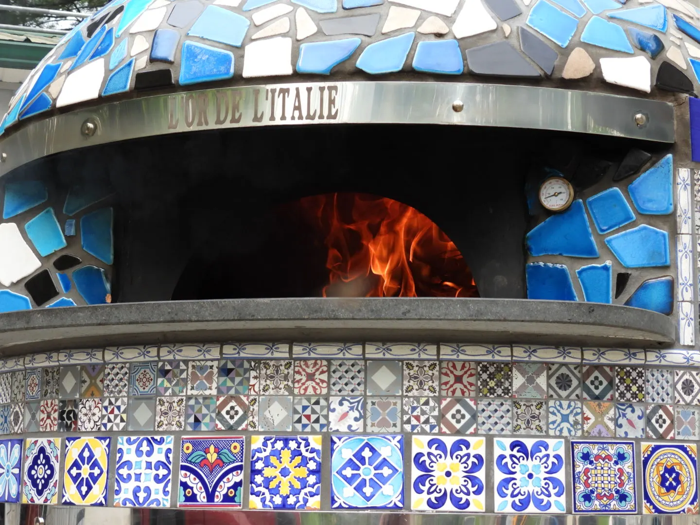 Handmade mosaic pizza oven